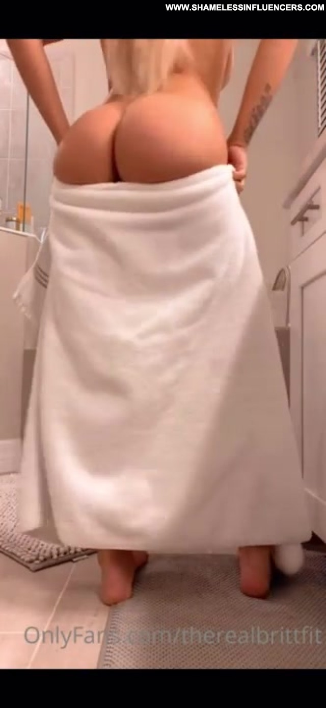 12031-the-real-britt-fit-leaked-video-straight-influencer-xxx-bubble-bubble-bath